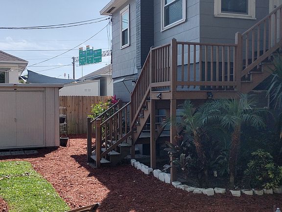 5th image of 2120 1/2 8th Ave N #1