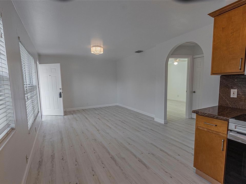 1st image of 865 73rd Ave N
