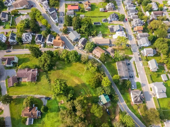 435 Dorsey Ave, Morgantown, WV 26501