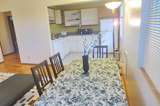 1/2 26th Ave NE, Seattle — Photo 3