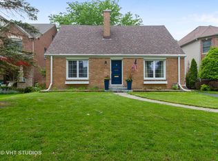 626 S Swain Ave, Elmhurst, IL 60126