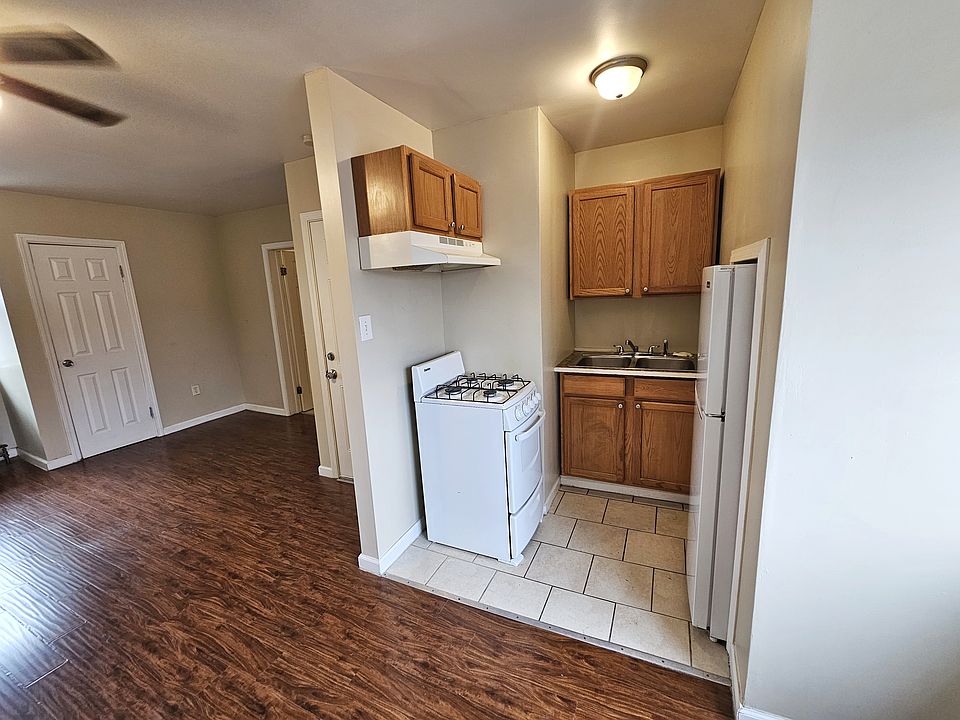 1st image of 303 S Aiken Ave APT 11
