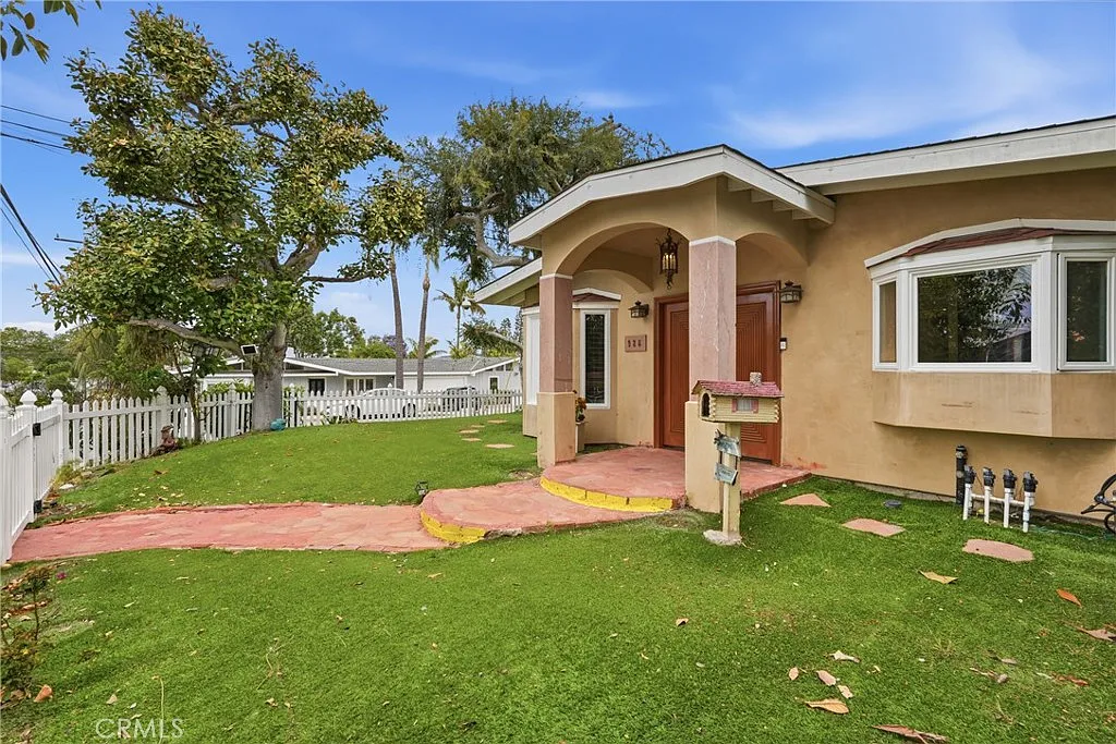 3 bed, 1464 sqft, $7,500 — Photo 4