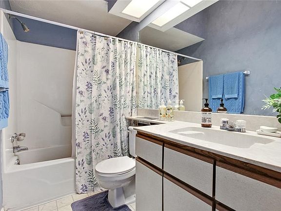 3rd image of 95 Lake Lynn Dr #0