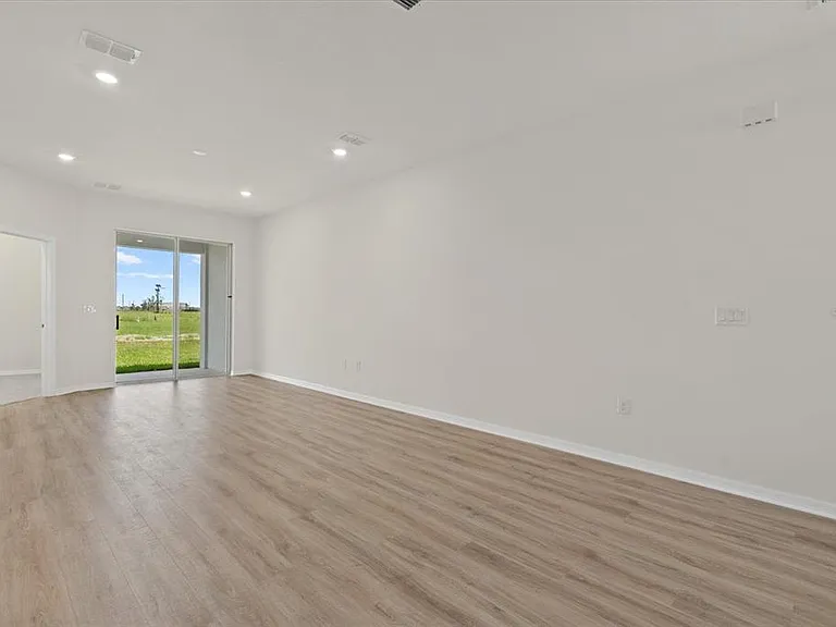 7566 Sea Oak Ct — Photo 11