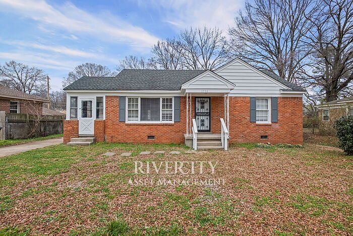 1st image of 1738 Willow Wood Ave