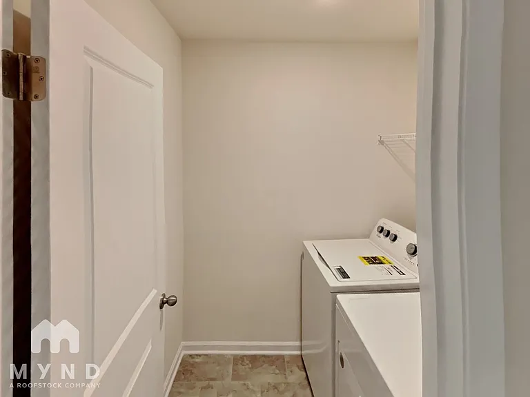 2126 Allium Dr — Photo 19