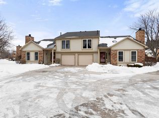 4929 Pinebrook Dr, Fort Wayne, IN