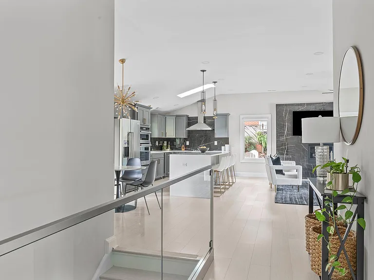 3513 Brook Dr — Photo 22