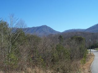 3724 Mistletoe Loop, Sevierville, TN 37876