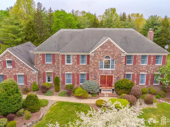 6 Bush Ct, Princeton Junction, NJ 08550