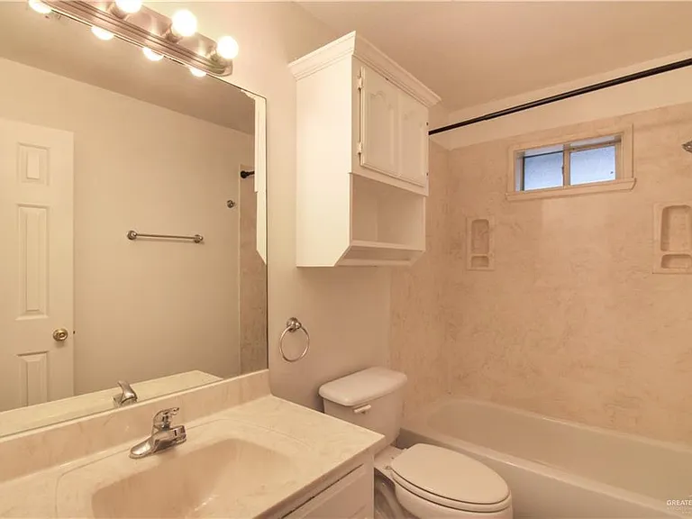 1308 W Prosperity Dr #C — Photo 8