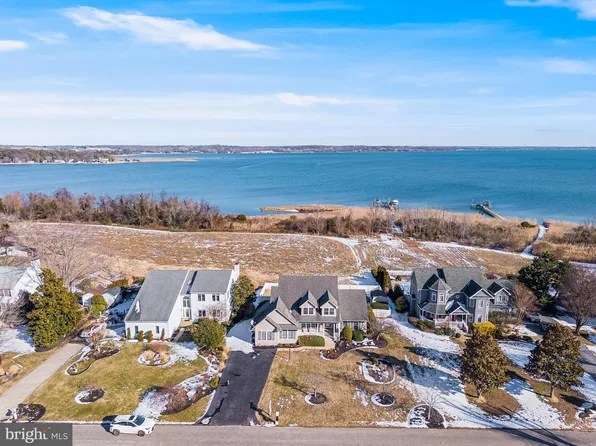 9420 River View Rd, Broomes Island, MD 20615
