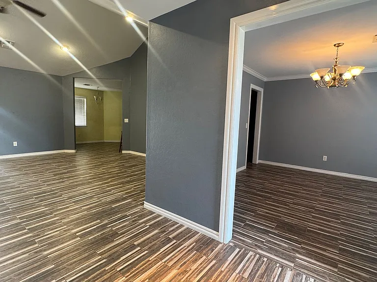 169 NW Copperfield — Photo 4
