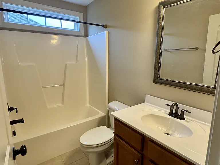 1629 Brook Hollow Dr #A — Photo 31