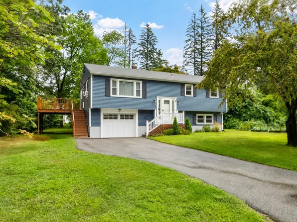 18 Williams Street, Salem, NH 03079