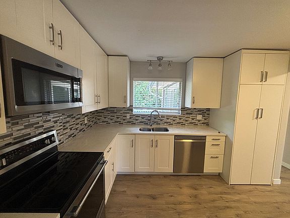 2nd image of 35356 McKee Rd