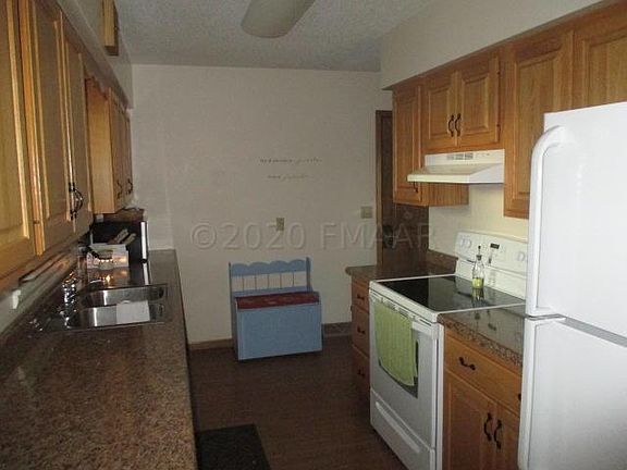 2nd image of 1001 4th St S