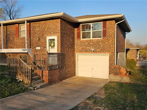 1123 S 52nd St, Kansas City, KS 66106