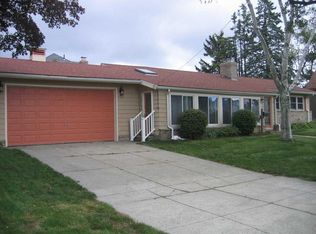 27 Luke St, New Bedford, MA 02740