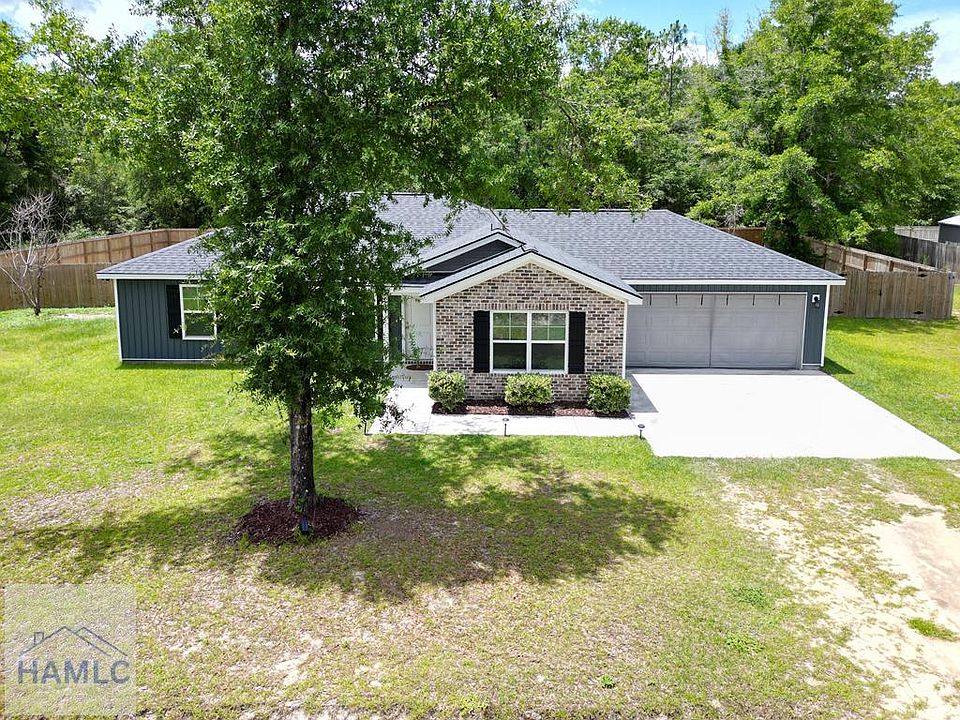 1st image of 449 Linden Dr