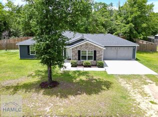 449 Linden Dr, Jesup, GA 31545