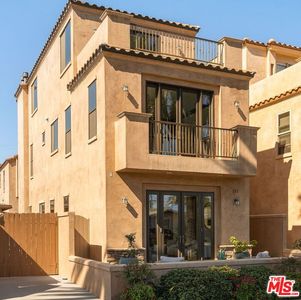 221 12th St, Huntington Beach, CA, 92648