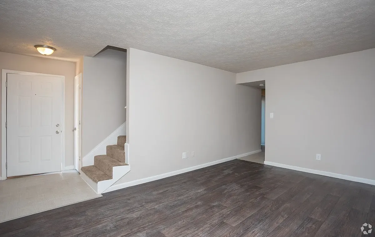 Building Photo - 2100 Godby Rd #T09
