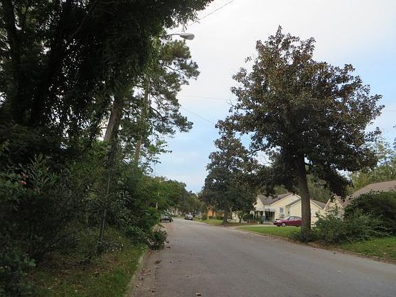 5th image of 330 Screven Ave