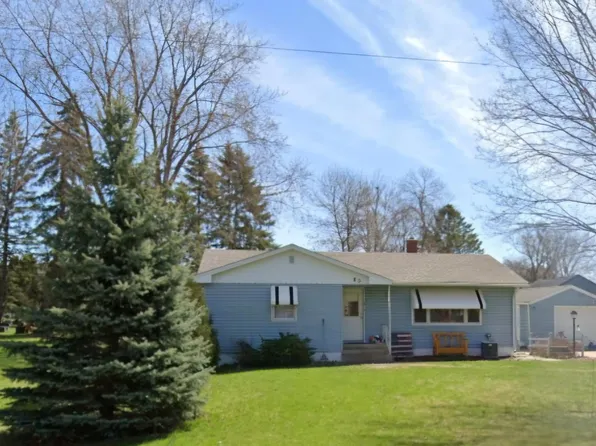 85 Pleasant Ave N, Annandale, MN 55302