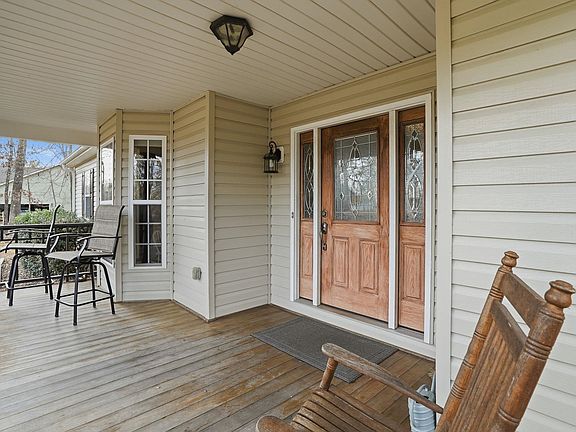 5th image of 110 Indian Ridge Dr