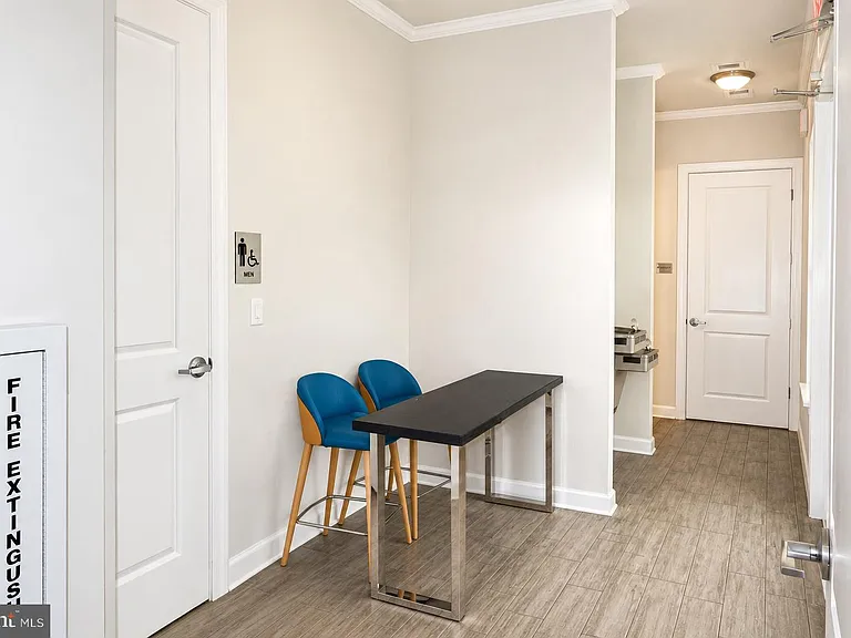 3927 Fair Ridge Dr #303 — Photo 38