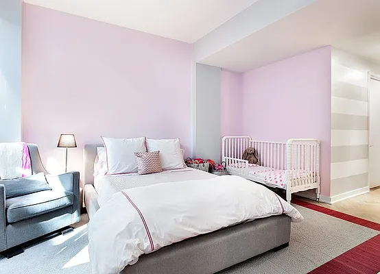 Sold by Warburg | media 4