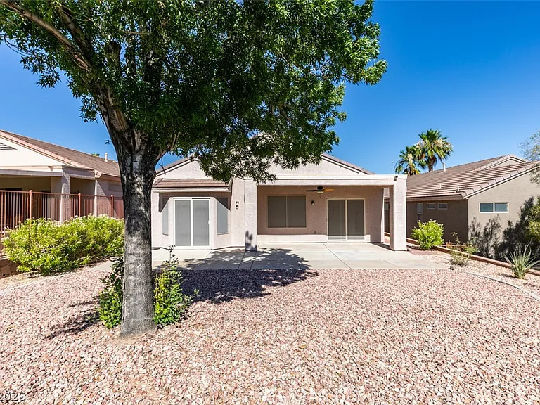 1864 High Mesa Dr — Photo 20