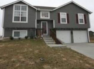 1806 161st Ter, Basehor, KS 66007