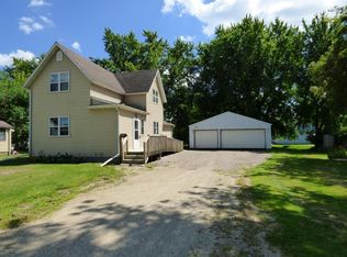 305 Maple St, Lyle, MN 55953