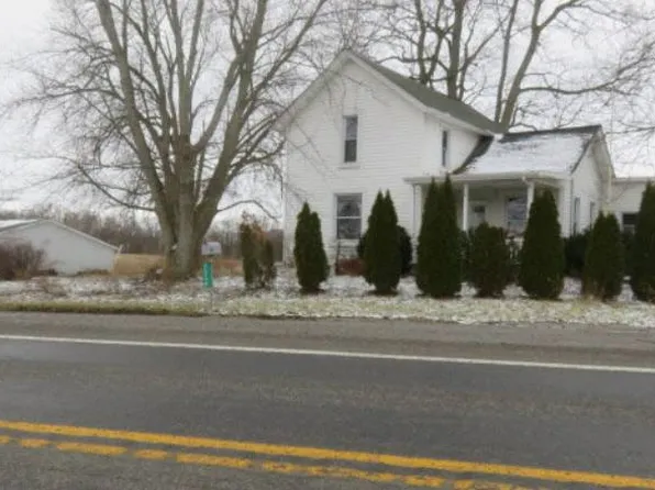 3534 State Road 327, Corunna, IN 46730