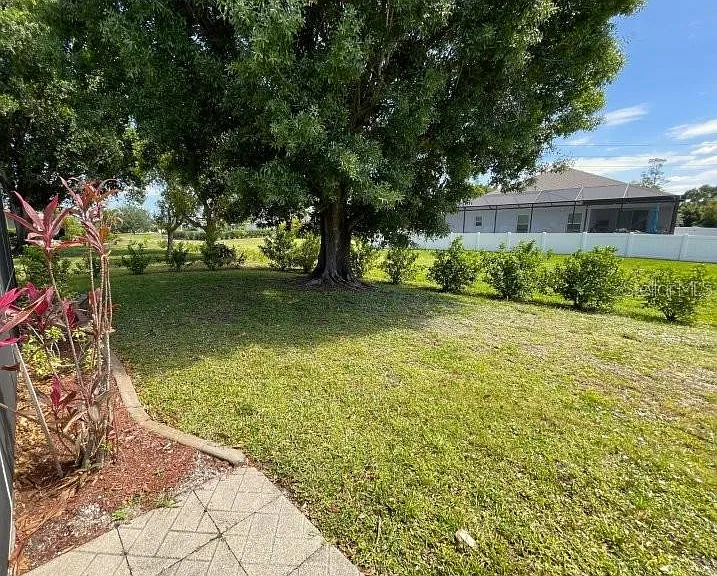 1472 Neapolitan Rd — Photo 4