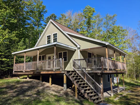 105 Bridge Street, Phillips, ME 04966
