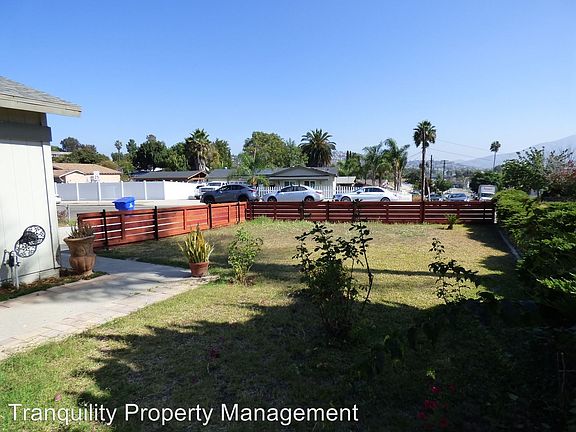 3rd image of 1088 Carlsbad St