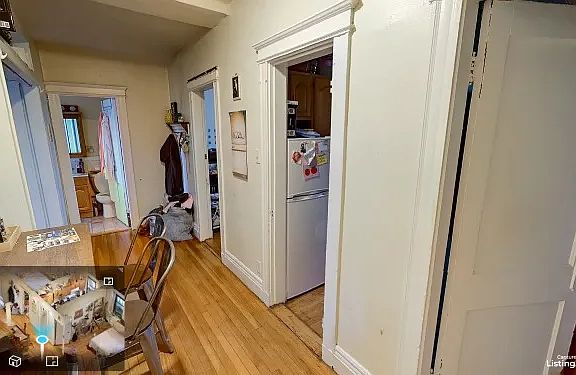 3rd image of 53 Queensberry St #10