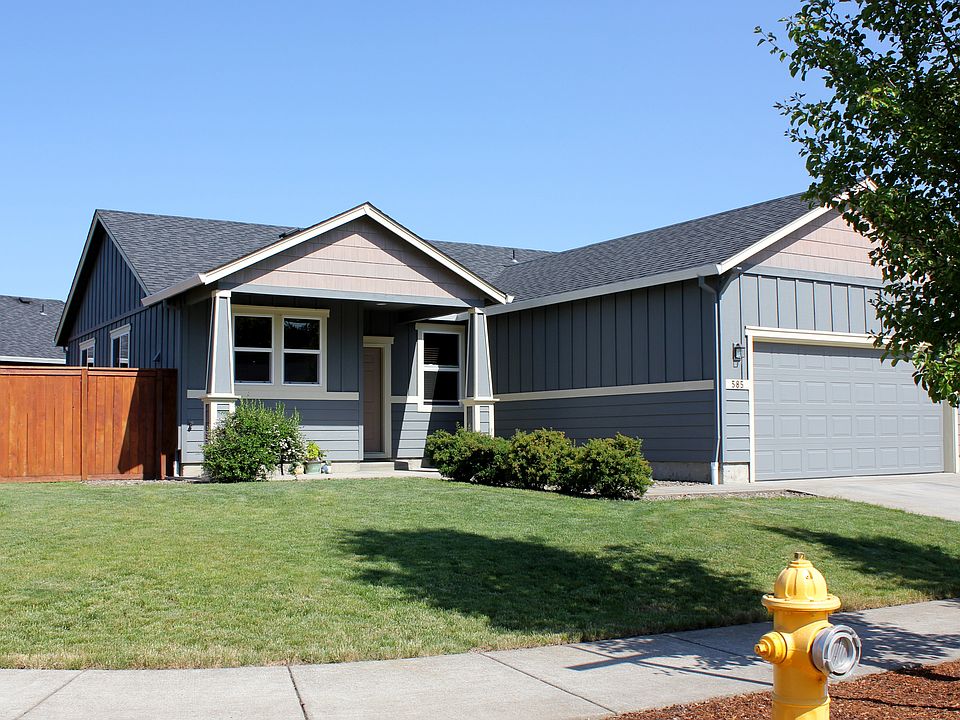 2nd image of 585 Avalon Ct NE