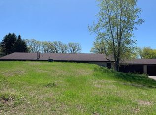 16301 Kettle River Blvd NE, Columbus, MN 55025