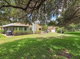 4121 Carriage Dr #21, Sarasota, FL 34241