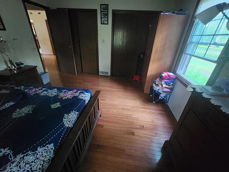 10 Kenaware Ave #1 — Photo 5