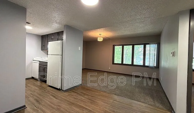 2343 B St #1 — Photo 3