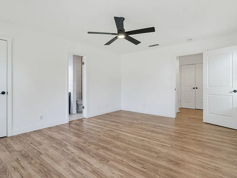 4117 Cripple Creek Dr — Photo 10