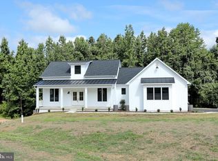 205 Dismondy Dr, Huntingtown, MD 20639