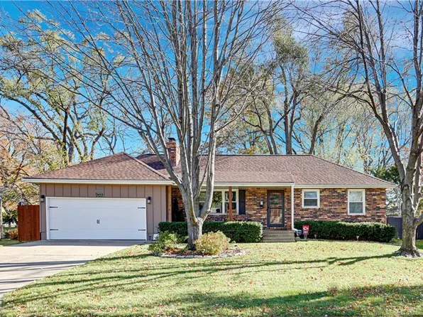 7133 Dearborn St, Overland Park, KS 66204