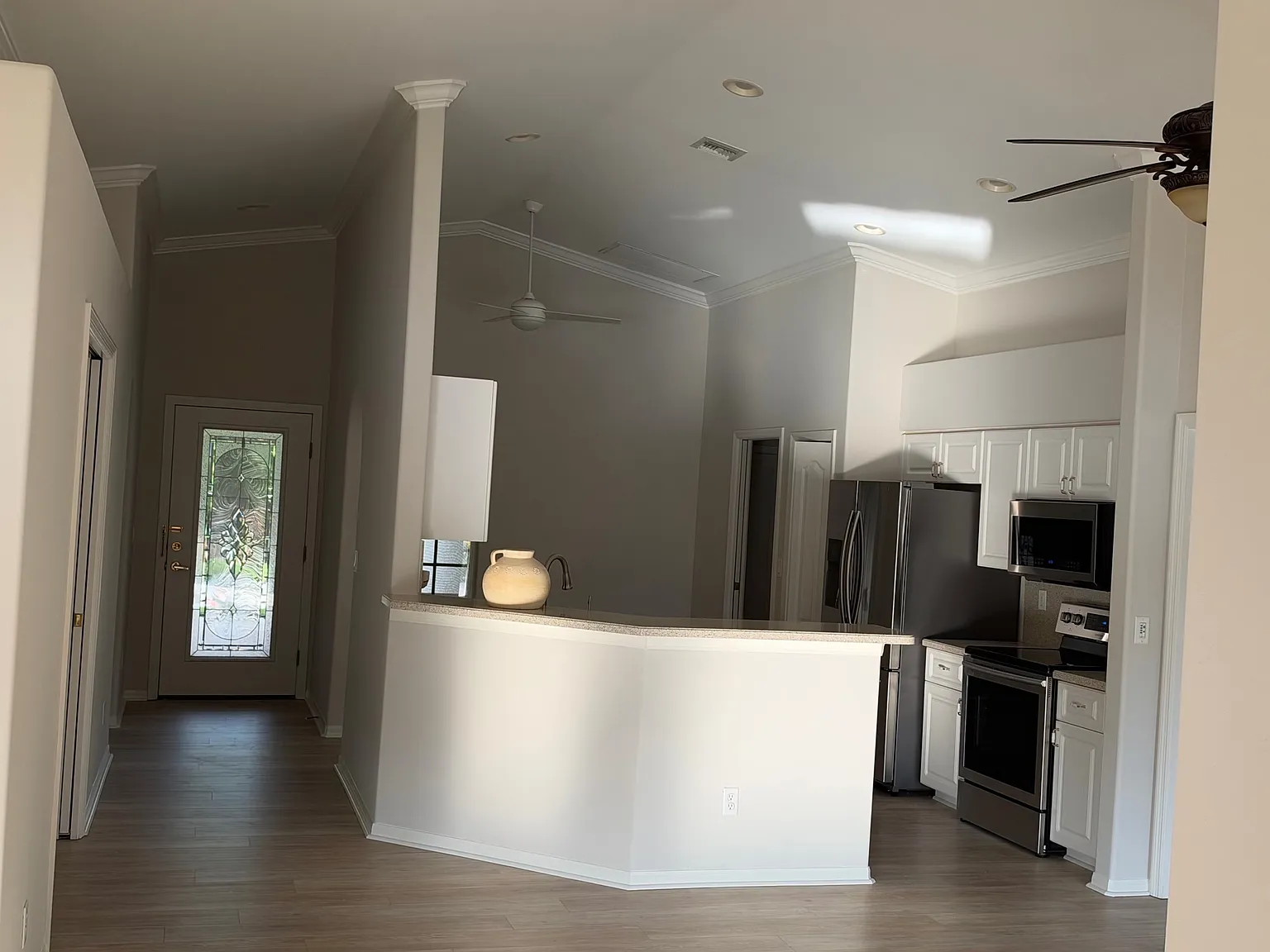 3 bed, 1554 sqft, $2,950 — Photo 4